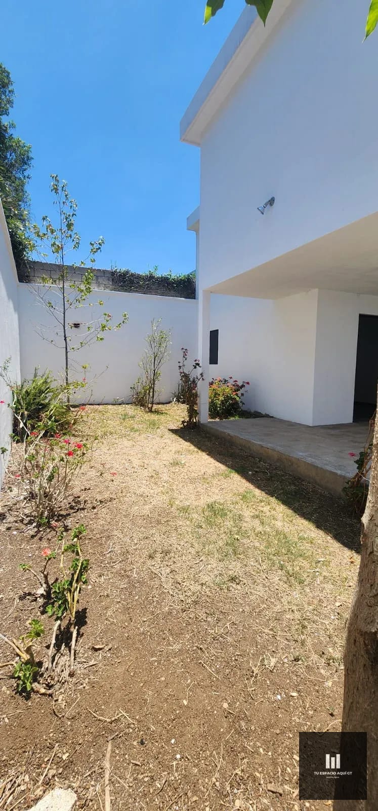 Casa En Venta En Pinares De San Cristóbal ,Zona 8 De Mixco — Casa en Venta en Pinares de San Cristobal, Zona 8 Mixco, Guatemala, Ciudad — foto 10 de 12