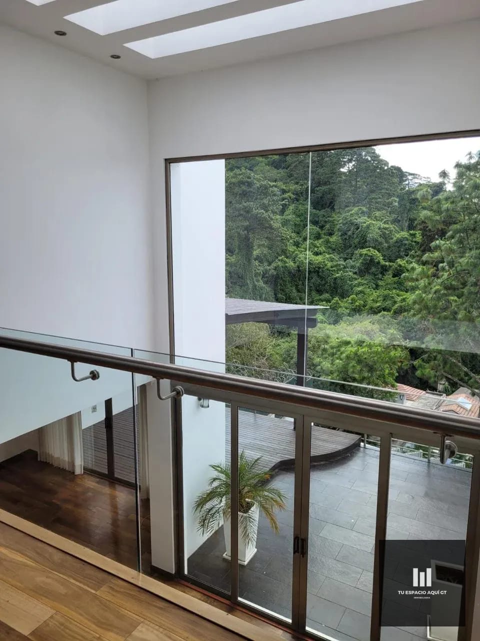 Bella Casa En Venta En las cumbres, zona 16 — Casa en Venta en Guatemala, Ciudad — foto 4 de 8