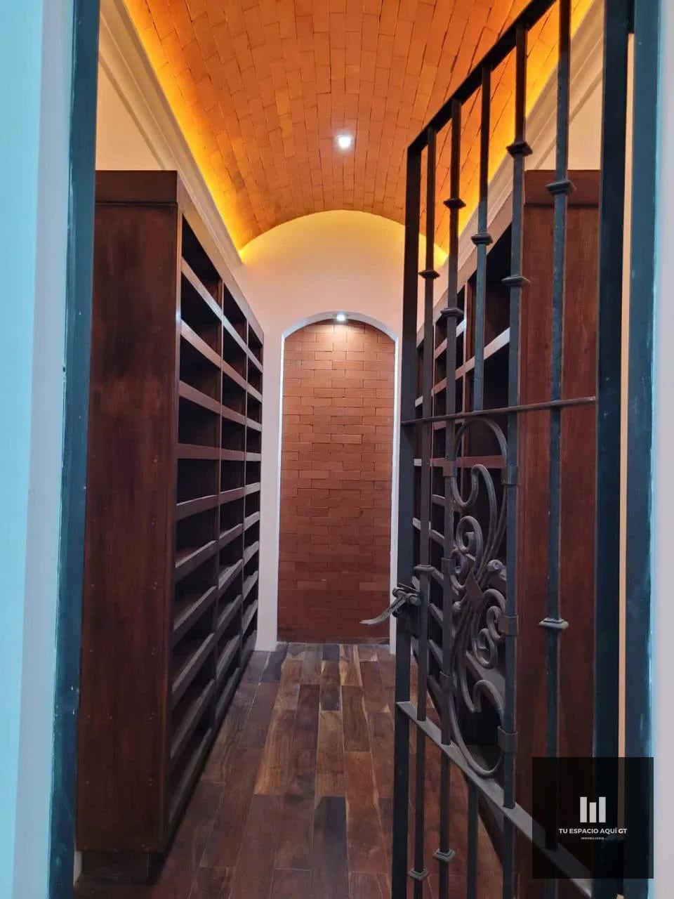 Bella Casa En Venta En las cumbres, zona 16 — Casa en Venta en Guatemala, Ciudad — foto 5 de 8
