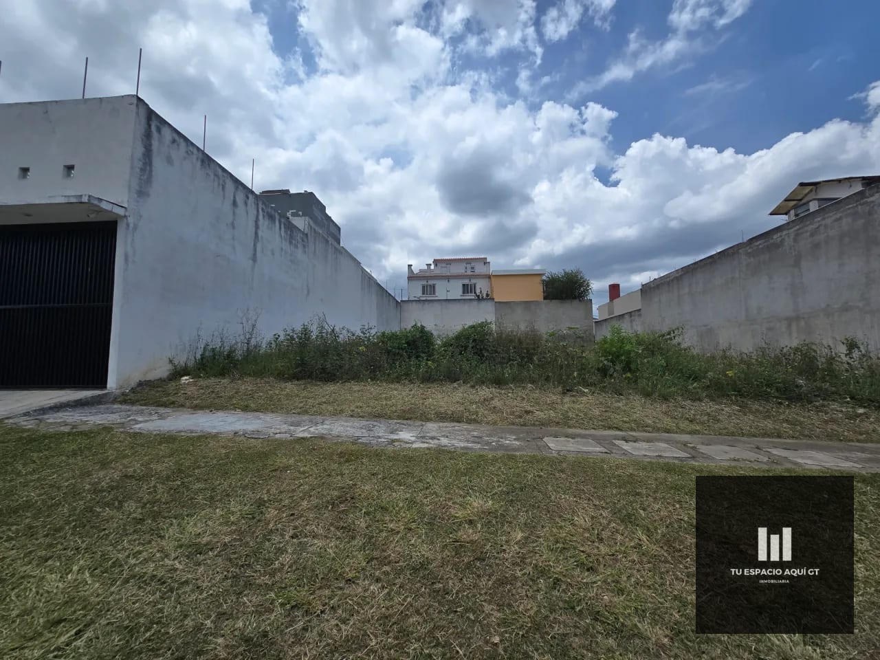 Espectacular Terreno Hacienda Real Zona 16 8x25 — Terreno en Venta en Hacienda Real, Zona 16, Guatemala, Ciudad — foto 3 de 9