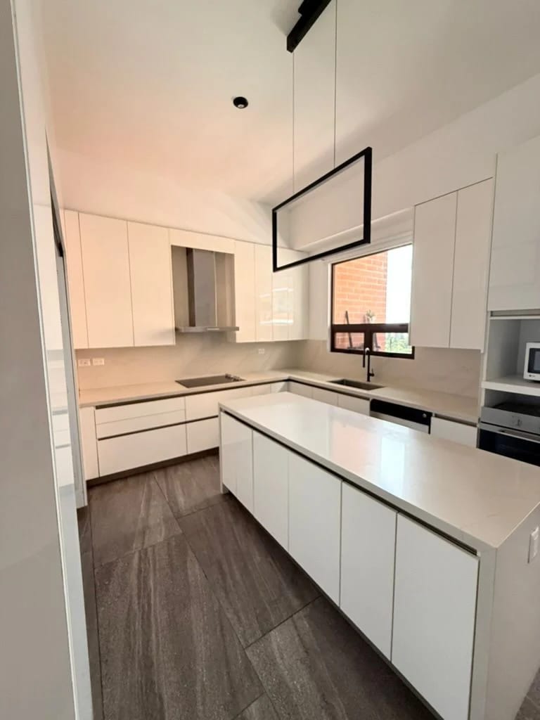 Alquilo Apartamento en Oakland Zona 10 — Apartamento en Alquiler en Zona 10, Guatemala, Ciudad — foto 13 de 17
