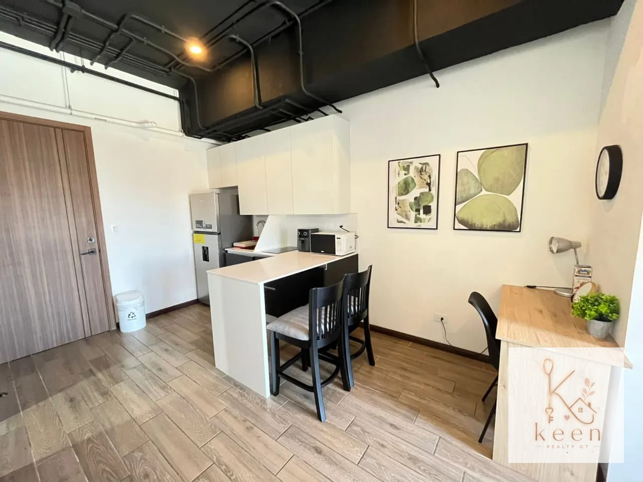 Apartamento Amueblado en Venta Edificio Septimo Zona 4 — Apartamento en Venta en Séptimo, Zona 4, Guatemala, Ciudad — foto 4 de 13