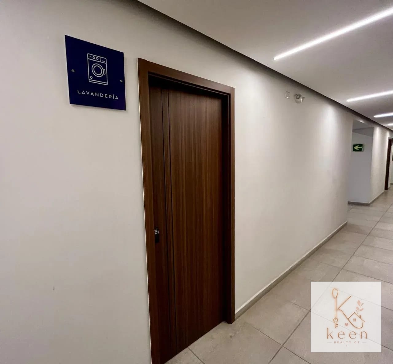 Apartamento Amueblado en Venta Edificio Septimo Zona 4 — Apartamento en Venta en Séptimo, Zona 4, Guatemala, Ciudad — foto 12 de 13