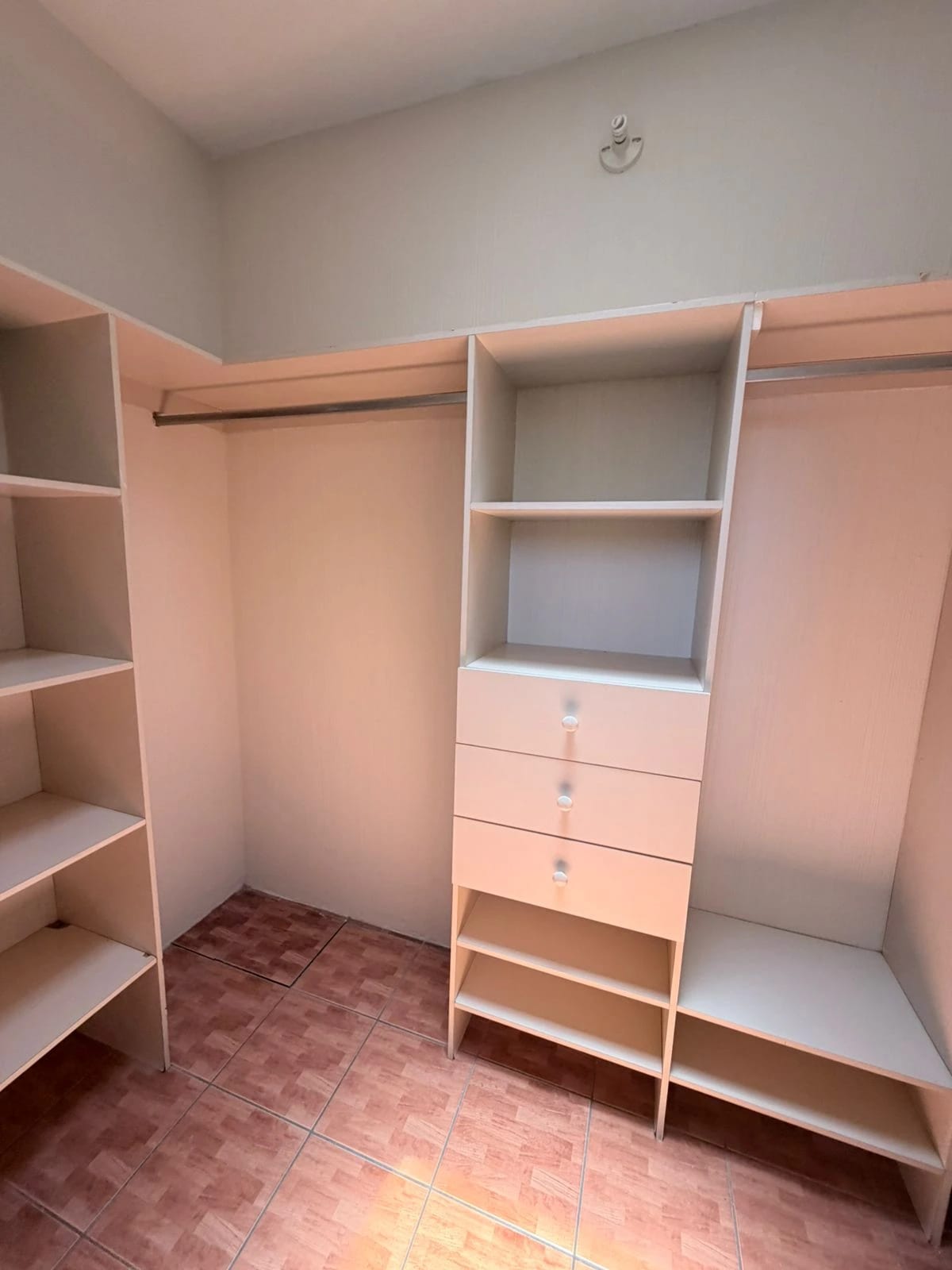 Venta de casa en Zona 02 El Zapote dentro de condominio con 4 dormitorios. — Casa en Venta en El Zapote, Zona 2, Guatemala, Ciudad — foto 10 de 15