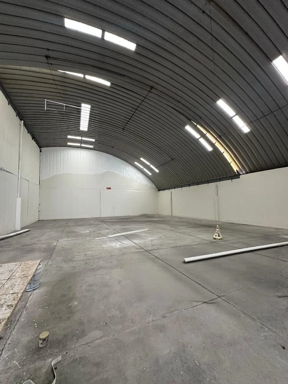 Alquiler de bodega en Zona 1 con 2,100 mt2. — Bodega / Ofibodega en Venta en Zona 1, Guatemala, Ciudad — foto 1 de 12