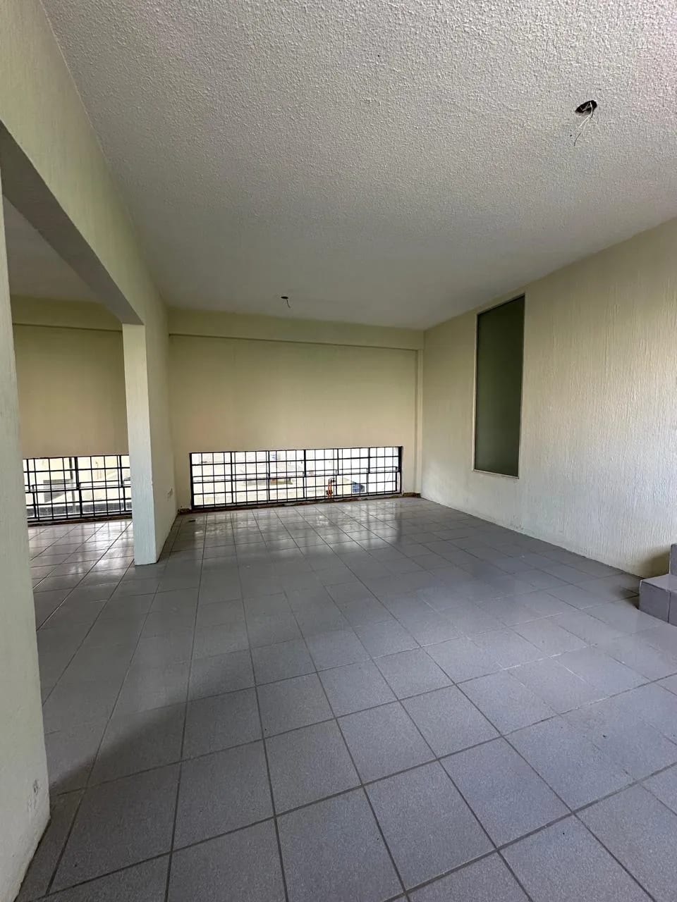 Alquiler de bodega en Zona 1 con 2,100 mt2. — Bodega / Ofibodega en Venta en Zona 1, Guatemala, Ciudad — foto 9 de 12