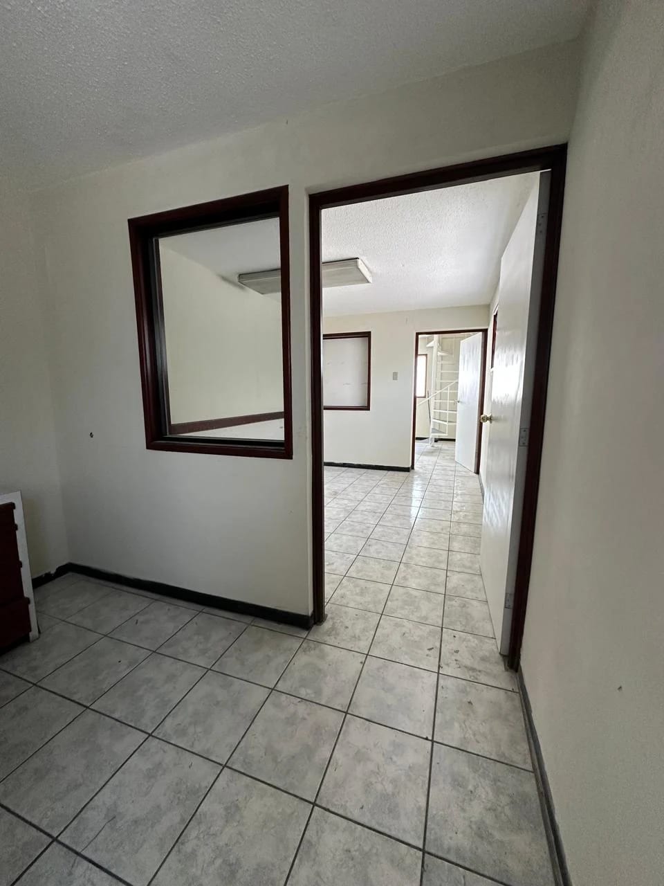 Alquiler de bodega en Zona 1 con 2,100 mt2. — Bodega / Ofibodega en Venta en Zona 1, Guatemala, Ciudad — foto 10 de 12
