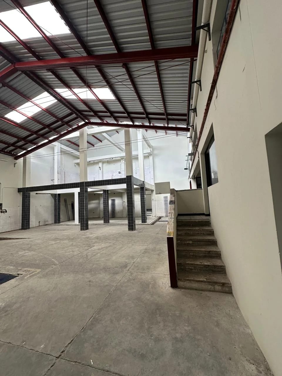 Alquiler de bodega en Zona 1 con 2,100 mt2. — Bodega / Ofibodega en Venta en Zona 1, Guatemala, Ciudad — foto 5 de 12