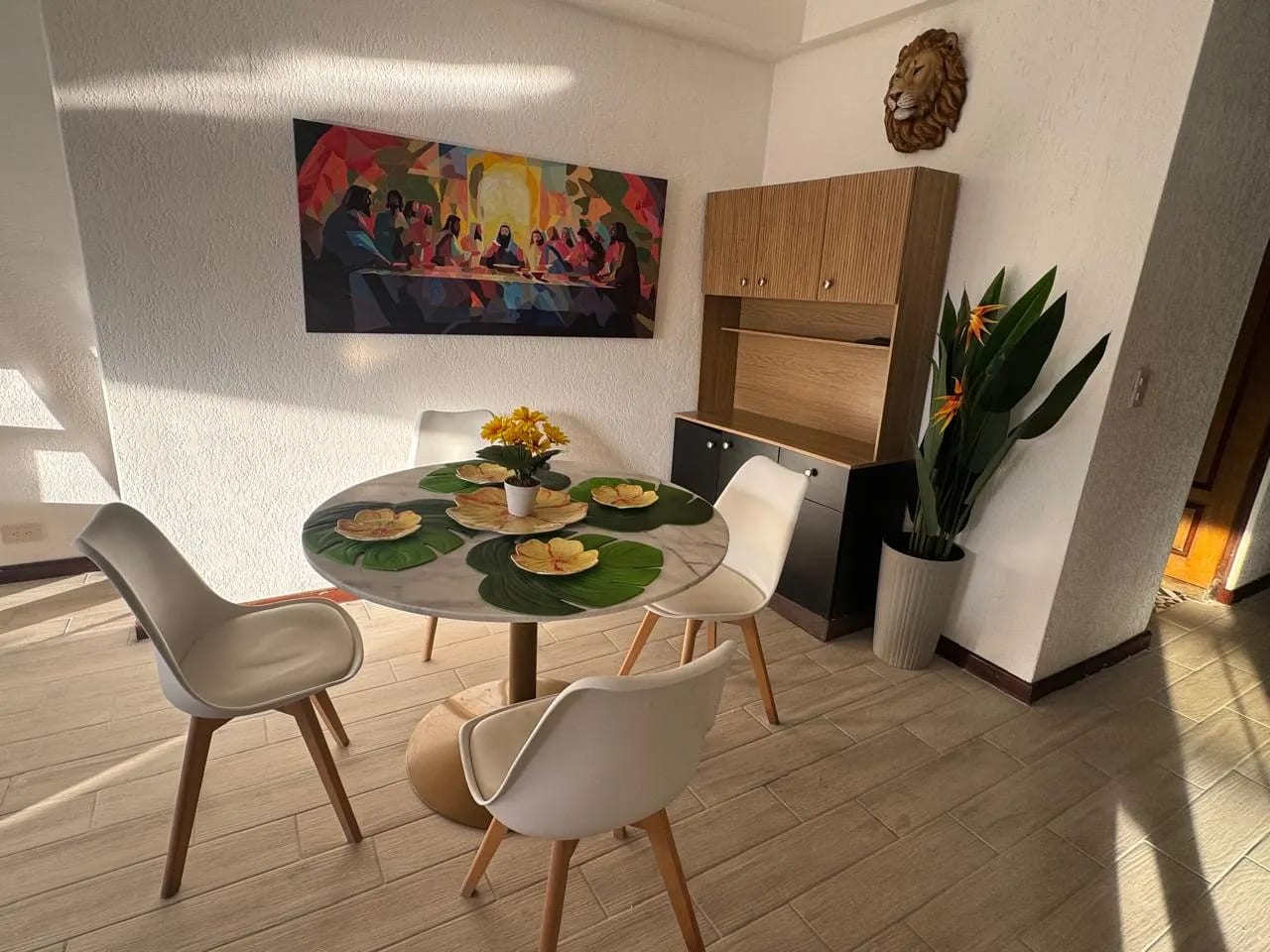 Alquiler de apartamento en zona 09 Reforma Obelisco Amueblado — Apartamento en Alquiler en Reforma Obelisco, Zona 9, Guatemala, Ciudad — foto 3 de 10