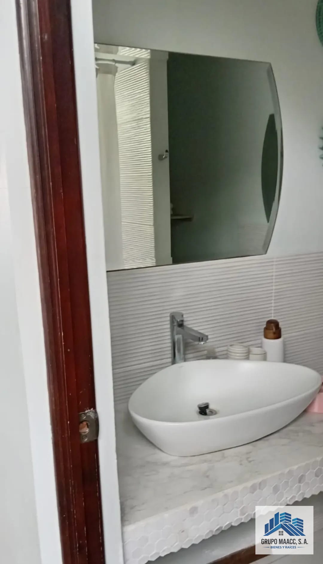 Venta Hermosa Casa Lazos Fe Fraijanes — Casa en Venta en Carretera a El Salvador, Guatemala, Ciudad — foto 7 de 14