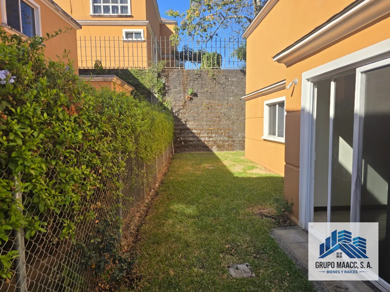 Casa en Venta San Martín de Allende KM 29.5 — Casa en Venta en Villas de San Martin de Allende, Carretera a El Salvador, Guatemala, Ciudad — foto 5 de 17