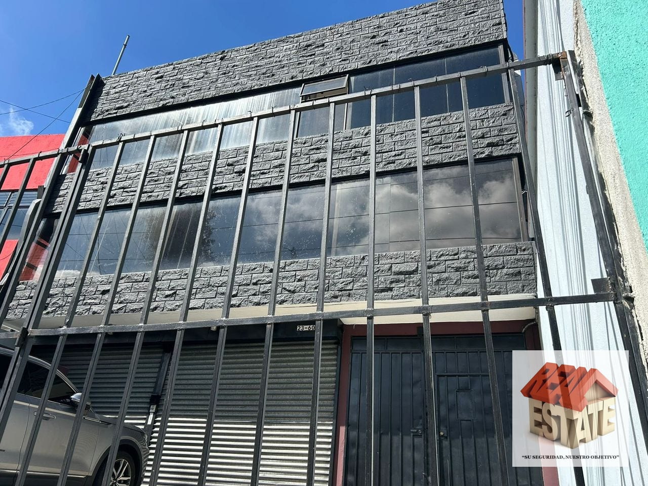 Edificio OFI/BODEGA20 Calle — Bodega / Ofibodega en Alquiler en Moradas del Acueducto, Zona 10, Guatemala, Ciudad — foto 1 de 14