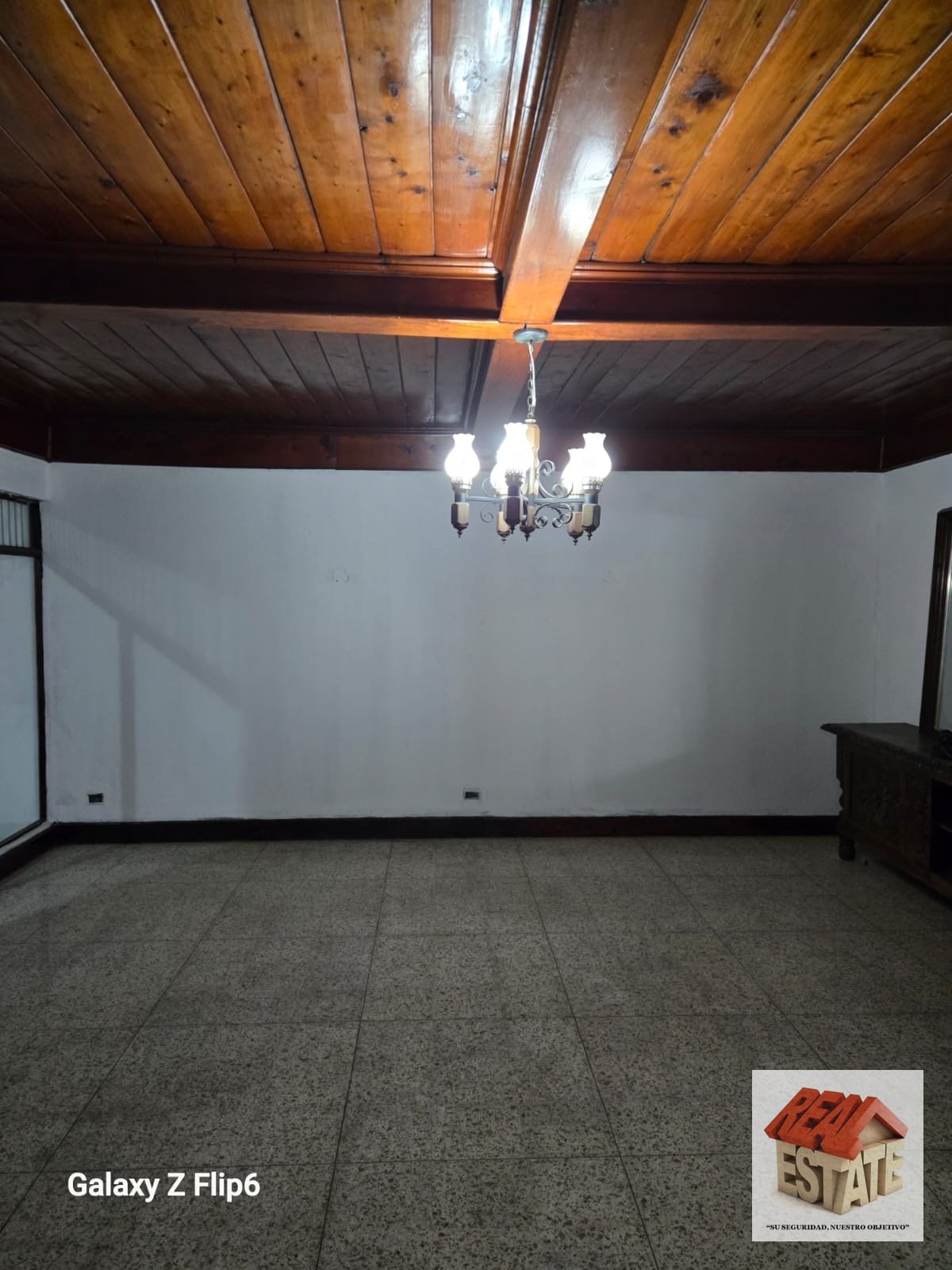Monte María 1 vendo casa 1 nivel finos acabados madera — Casa en Venta en Prados de Monte María, Zona 12, Guatemala, Ciudad — foto 9 de 12