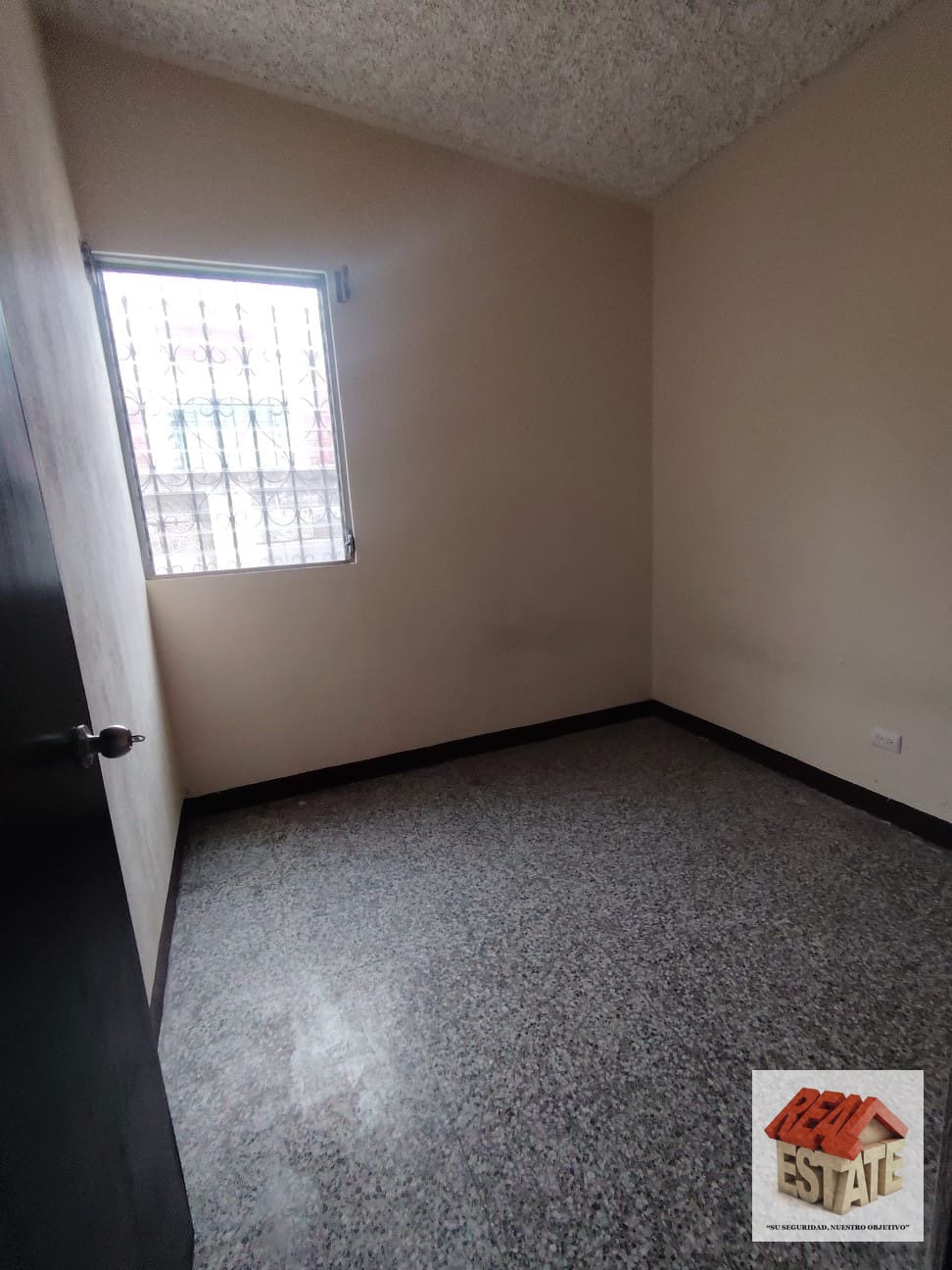 Prados Monte María vendo casa un nivel — Casa en Venta en Prados de Monte María, Zona 12, Guatemala, Ciudad — foto 5 de 11