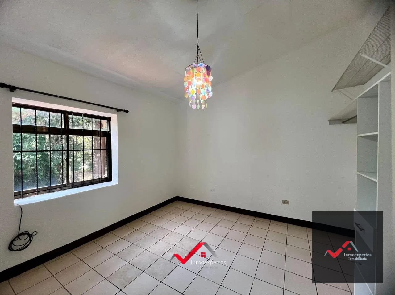 Casa en Venta – Las Maravillas, Km 27, Fraijanes — Casa en Venta en Carretera a El Salvador, Guatemala, Ciudad — foto 4 de 15