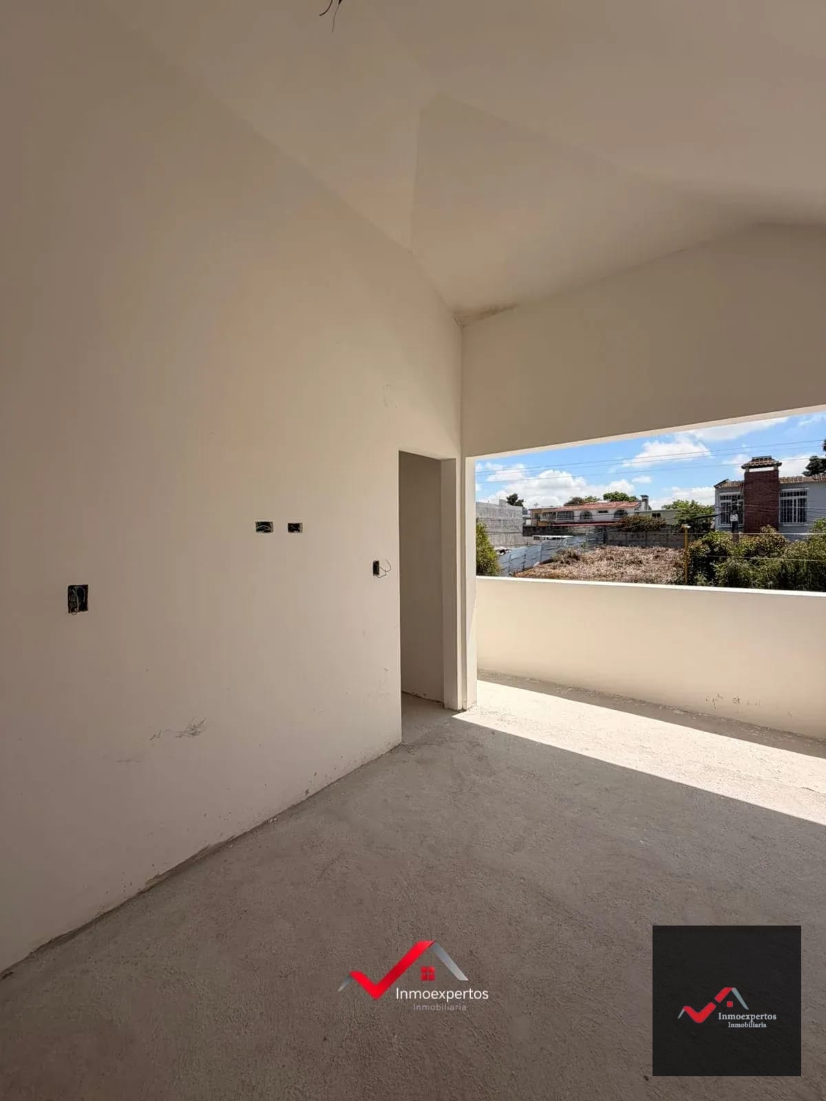 Casa en Venta | San Cristóbal, Zona 8 de Mixco – Sector B2 — Casa en Venta en Vista al Valle, Zona 8 Mixco, Guatemala, Ciudad — foto 8 de 17