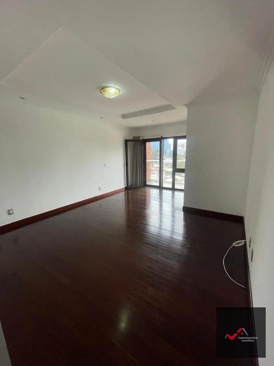 Apartamento en Renta, Zona 14 Edificio Tadeus — Apartamento en Alquiler en Tadeus, Zona 14, Guatemala, Ciudad — foto 14 de 17