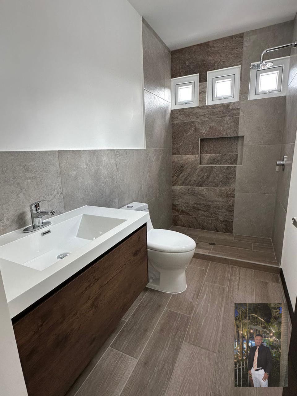 Hermosa Casa en Venta, Hacienda Real 🏡💎 — Casa en Venta en Carretera a El Salvador, Guatemala, Ciudad — foto 13 de 16
