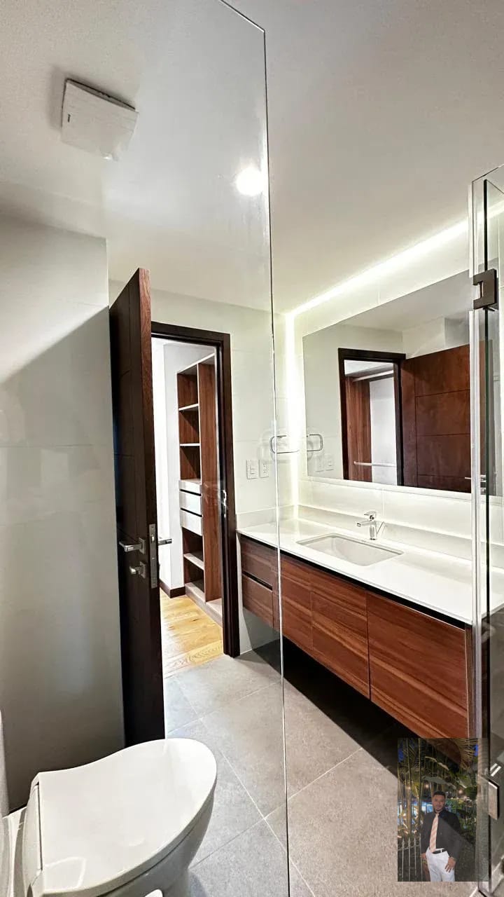 vendo — Apartamento en Venta en Zona 14, Guatemala, Ciudad — foto 9 de 17