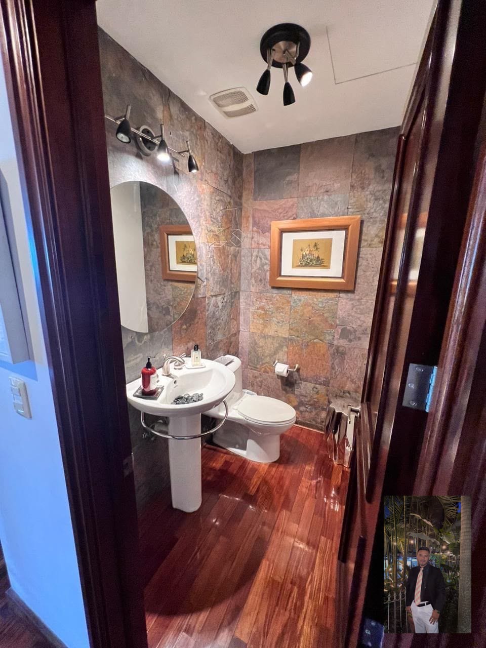 📍 *apartamento en Venta Zona 14 Edificio San Angel* — Apartamento en Venta en Zona 14, Guatemala, Ciudad — foto 1 de 10