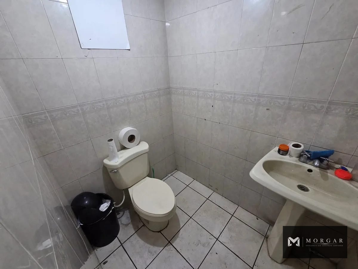 Local comercial en alquiler en Zona 9 de 500 m² a orilla de calle por — Local en Alquiler en Zona 9, Guatemala, Ciudad — foto 6 de 6