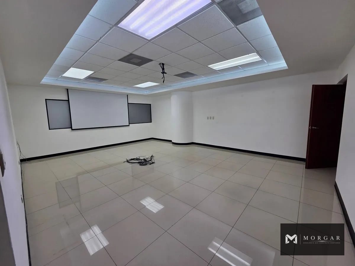 Oficina en alquiler en Zona 10 de 1,539.12 m² por $ 23,086.80 — Oficina en Alquiler en Zona 10, Guatemala, Ciudad — foto 5 de 10