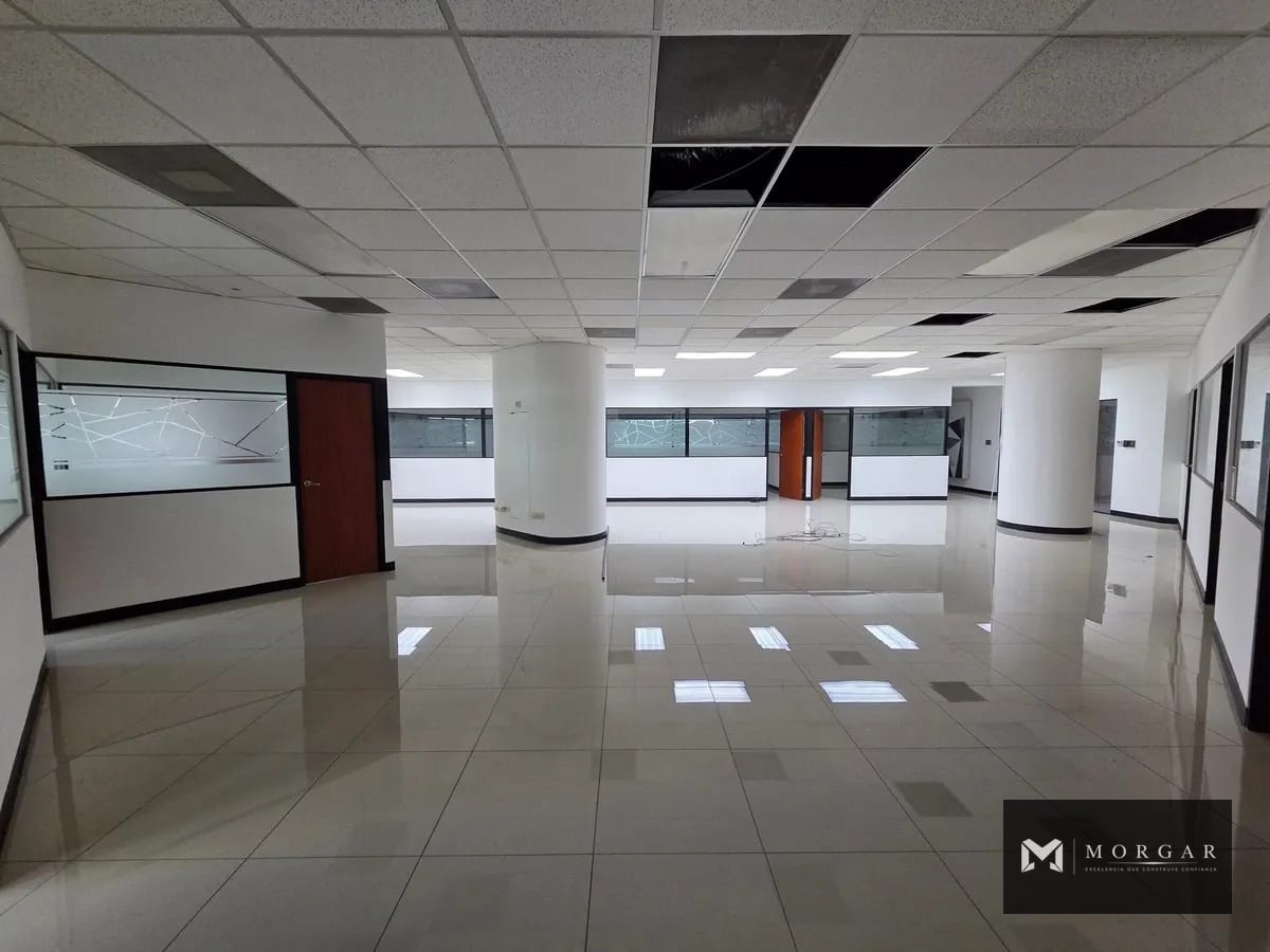 Oficina en alquiler en Zona 10 de 1,539.12 m² por $ 23,086.80 — Oficina en Alquiler en Zona 10, Guatemala, Ciudad — foto 7 de 10