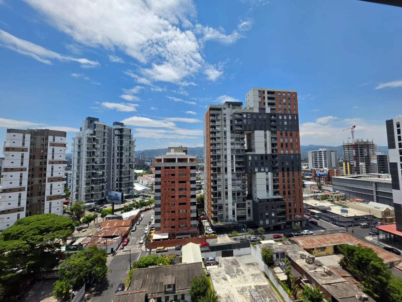 Vendo o alquilo apartamento en zona 10 — Apartamento en Venta en Neo Apartamentos, Zona 10, Guatemala, Ciudad — foto 7 de 16