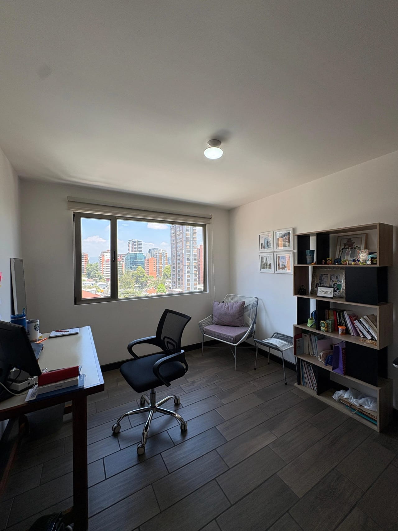 Vendo amplio apartamento en Z. 10 — Apartamento en Venta en Verona, Zona 10, Guatemala, Ciudad — foto 4 de 17
