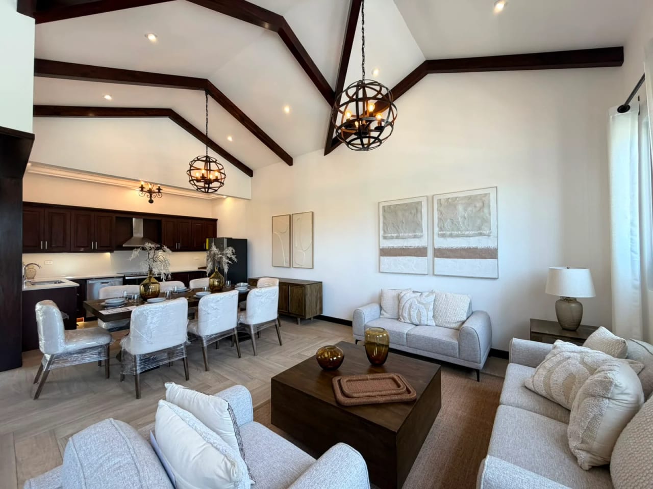 Vendo 3 hermosas casas en San Miguel Dueñas, Antigua Guatemala — Casa en Venta en San Miguel Dueñas, Sacatepéquez — foto 1 de 14