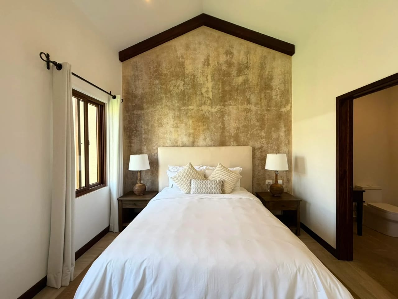 Vendo 3 hermosas casas en San Miguel Dueñas, Antigua Guatemala — Casa en Venta en San Miguel Dueñas, Sacatepéquez — foto 11 de 14