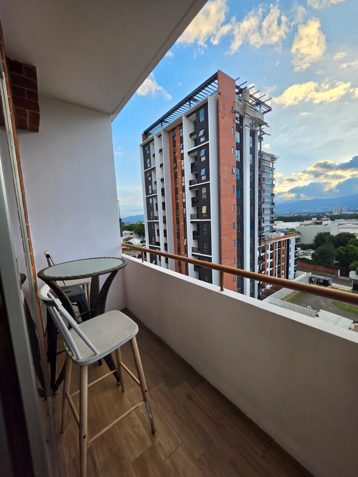 Vendo espectacular apartamento amueblado de 3 habitaciones en Z.3 — Apartamento en Venta en Casa Americas, Zona 13, Guatemala, Ciudad — foto 11 de 13