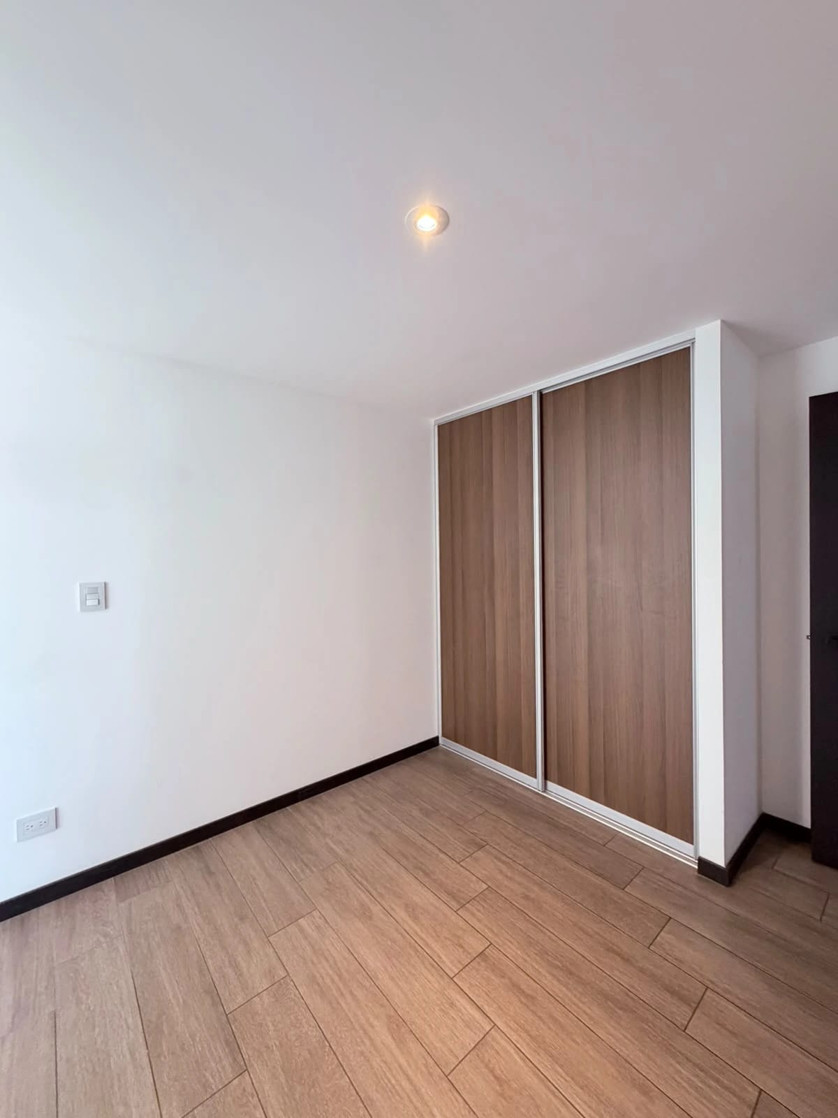 Vendo o alquilo apartamento en Z.10 IQ10 — Apartamento en Venta en IQ10, Zona 10, Guatemala, Ciudad — foto 2 de 11