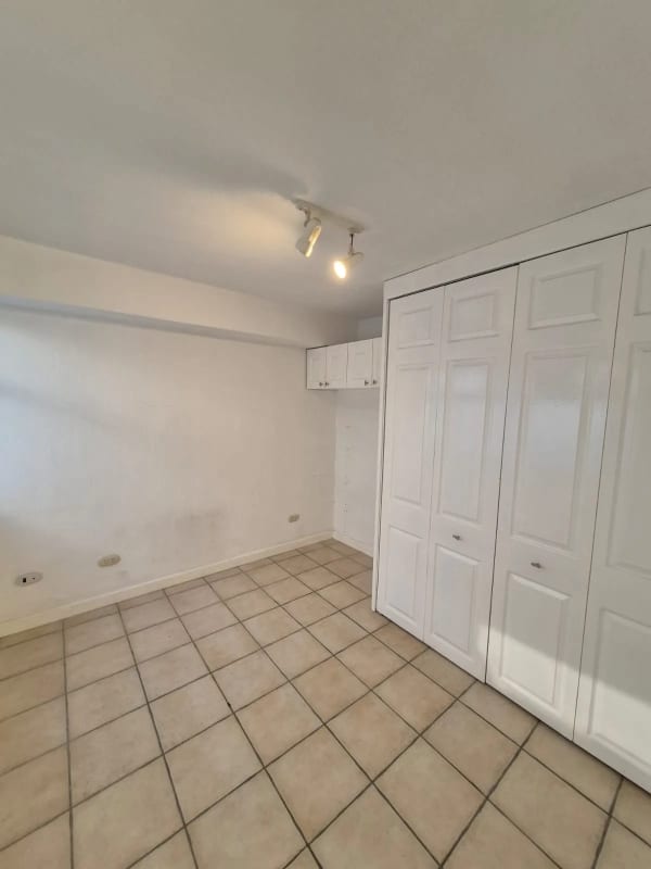 En Venta Townhouse KM 15 CAES, Frente a Condado Concepción — Casa en Venta en km 11-15, Carretera a El Salvador, Guatemala, Ciudad — foto 9 de 17