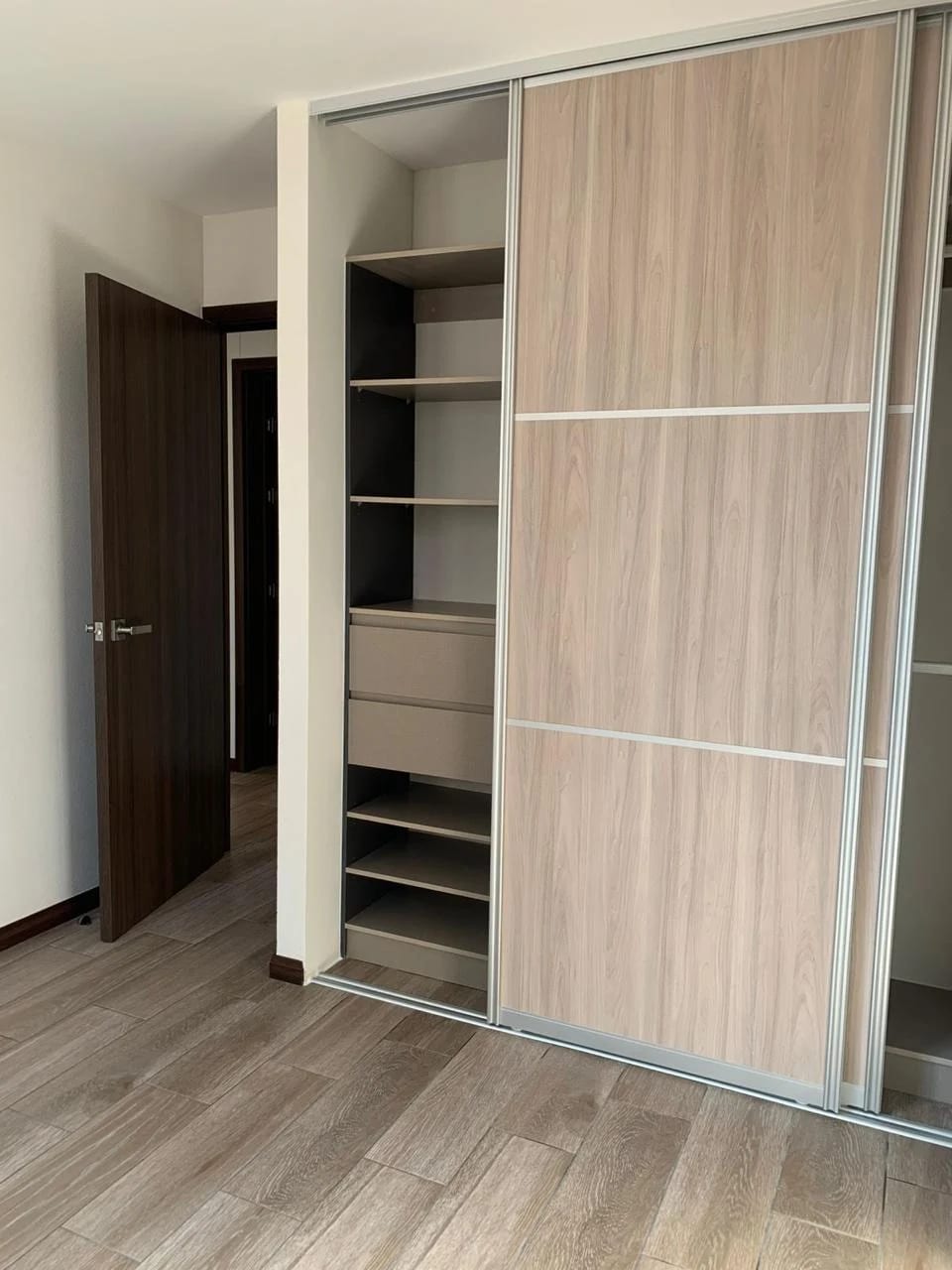 En Venta Apartamento con Jardín San Isidro 2021, Zona 16 — Apartamento en Venta en Zona 16, Guatemala, Ciudad — foto 4 de 5