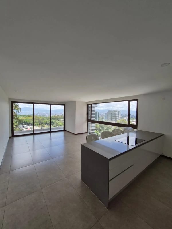 En Venta Precioso Apartamento con Terraza, San Lázaro Zona 15 — Apartamento en Venta en San Lázaro, Zona 15, Guatemala, Ciudad — foto 1 de 12