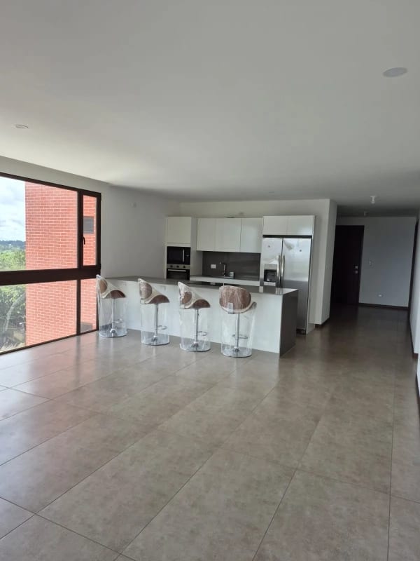 En Venta Precioso Apartamento con Terraza, San Lázaro Zona 15 — Apartamento en Venta en San Lázaro, Zona 15, Guatemala, Ciudad — foto 11 de 12