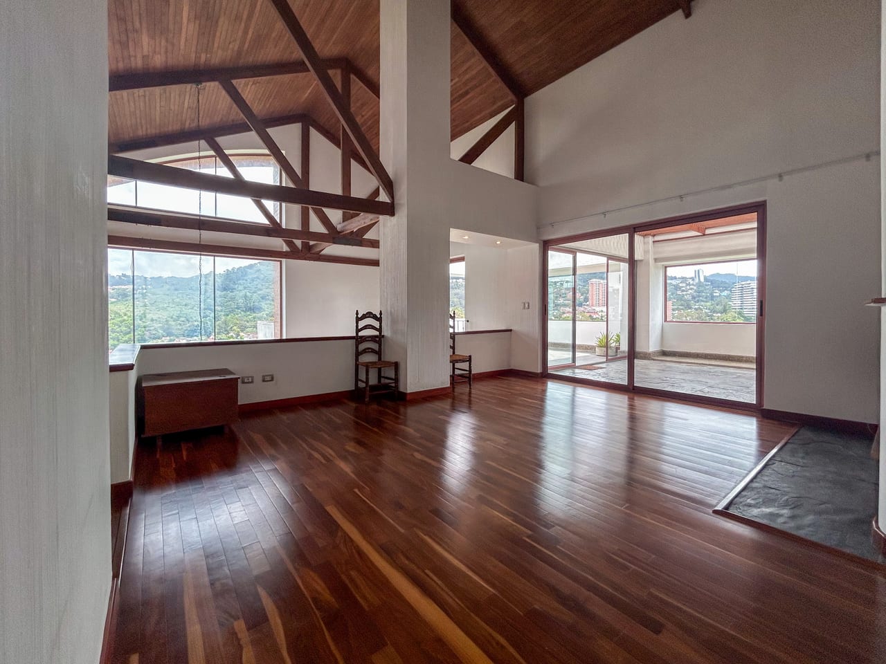 Lindo Penthouse en Venta Zona 15, Vista Hermosa 1 — Apartamento en Venta en Vista Hermosa I, Zona 15, Guatemala, Ciudad — foto 7 de 17