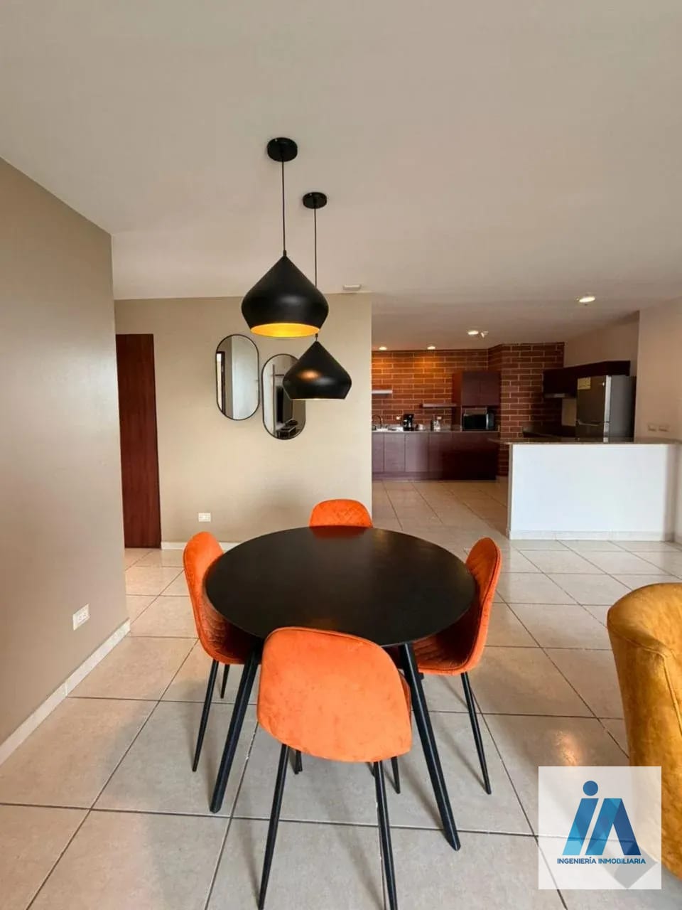 APARTAMENTO AMUEBLADO EN ALQUILER 📍 Edificio Adriatika, Zona 14 — Apartamento en Alquiler en Zona 14, Guatemala, Ciudad — foto 4 de 15
