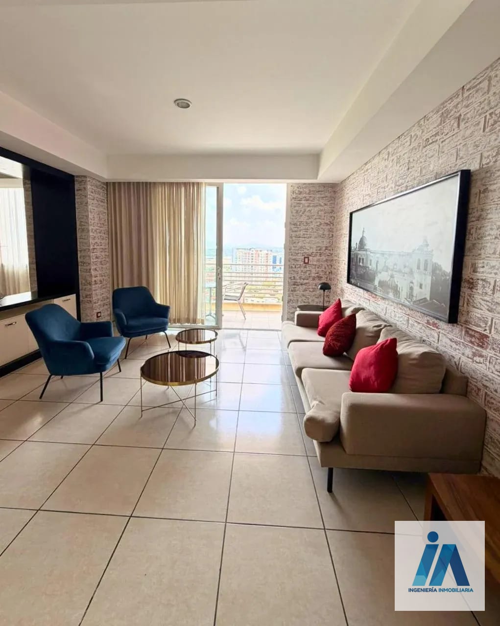 APARTAMENTO AMUEBLADO EN ALQUILER 📍Edificio Adriatika, Zona 14 — Apartamento en Alquiler en Zona 14, Guatemala, Ciudad — foto 3 de 14