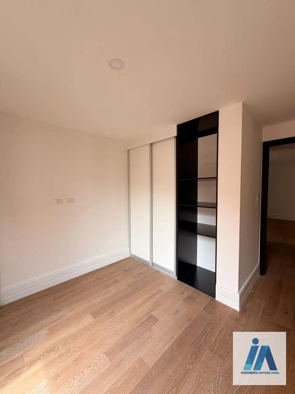 APARTAMENTO EN ALQUILER đ Edificio CĂ©ntrico, Zona 5 â Apartamento en Alquiler en Zona 5, Guatemala, Ciudad â foto 9 de 17