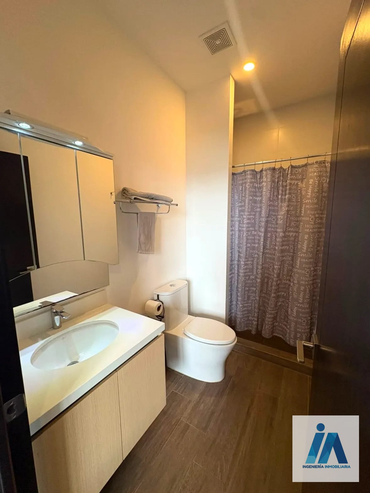 APARTAMENTO AMUEBLADO EN ALQUILER📍 Edificio Diagseis, Zona 10 — Apartamento en Alquiler en Zona 10, Guatemala, Ciudad — foto 6 de 14