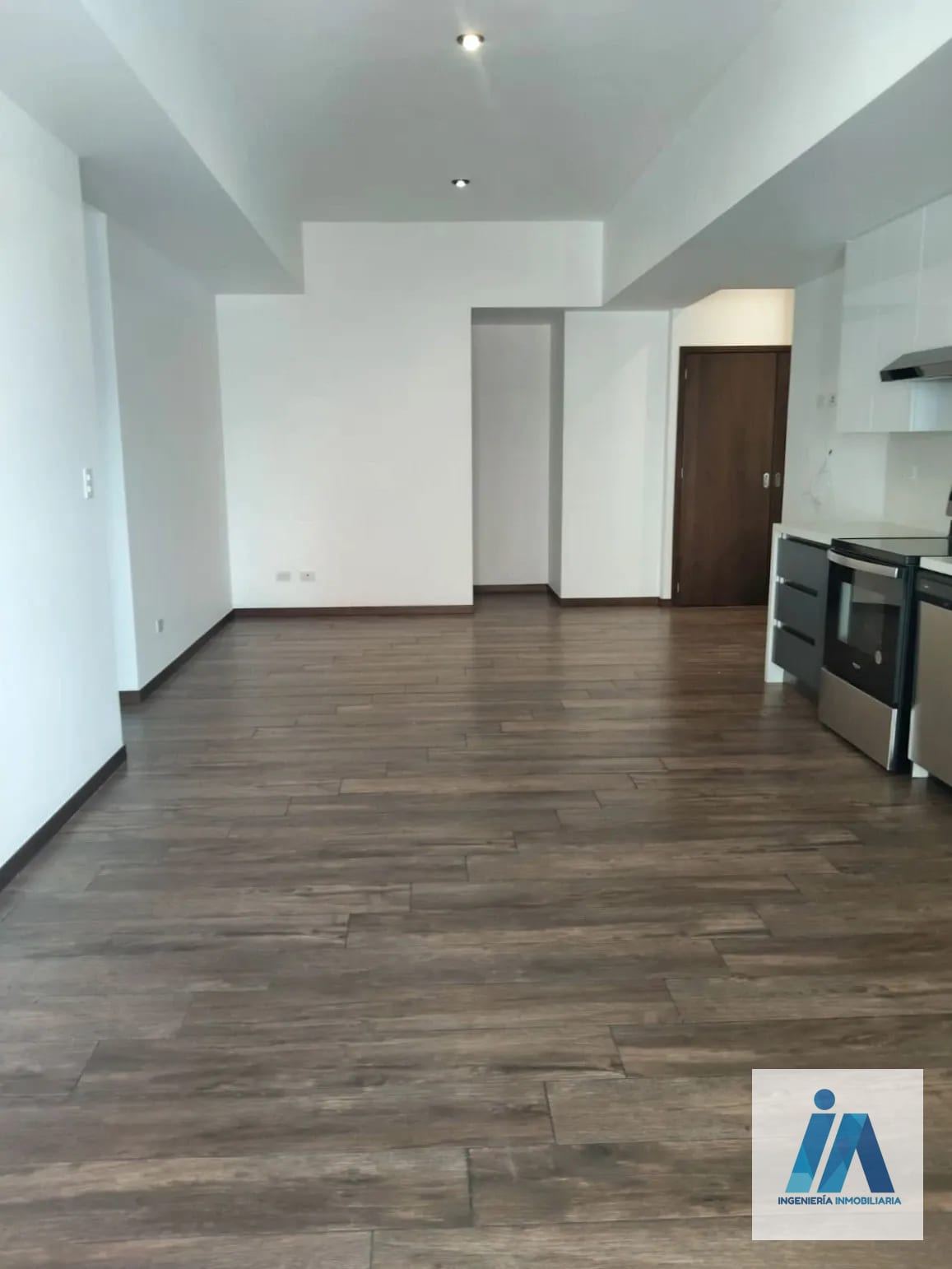 APARTAMENTO EN VENTA📍 Edificio Moretti, Zona 10 — Apartamento en Venta en Zona 10, Guatemala, Ciudad — foto 3 de 14