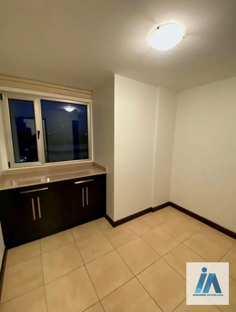 APARTAMENTO EN ALQUILER📍Edificio Attica I , Zona 14 — Apartamento en Venta en Attica, Zona 14, Guatemala, Ciudad — foto 6 de 10