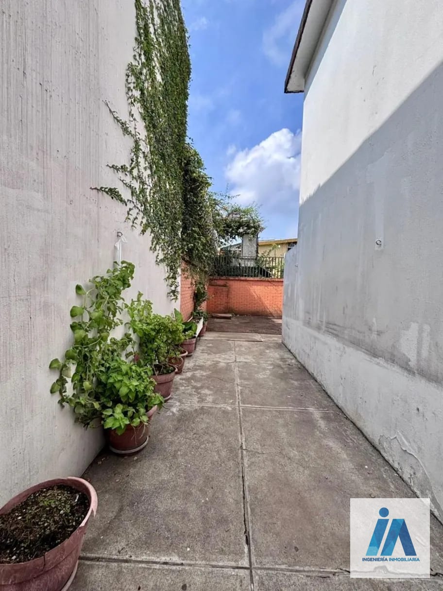 CASA EN ALQUILER PARA OFICINA📍 Avenida Petapa z.12 Por Centro Comercial Petapa — Casa en Alquiler en Zona 12, Guatemala, Ciudad — foto 3 de 13