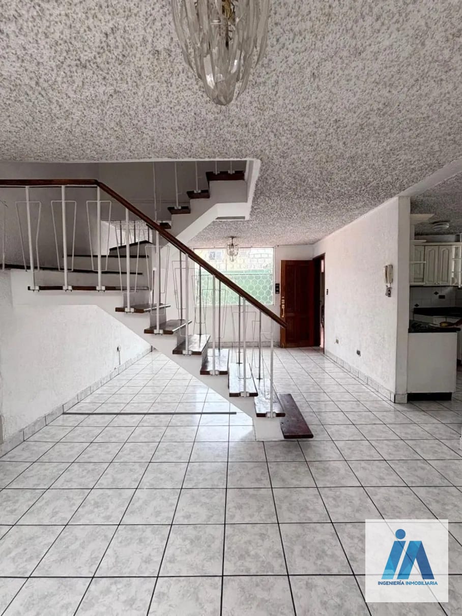 CASA EN ALQUILER PARA OFICINA📍 Avenida Petapa z.12 Por Centro Comercial Petapa — Casa en Alquiler en Zona 12, Guatemala, Ciudad — foto 5 de 13