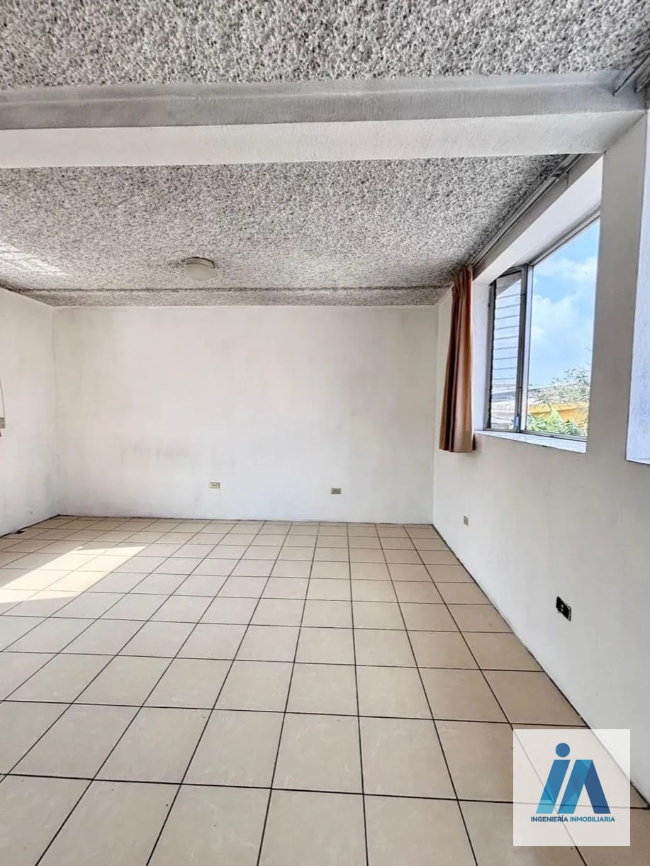 CASA EN ALQUILER PARA OFICINA📍 Avenida Petapa z.12 Por Centro Comercial Petapa — Casa en Alquiler en Zona 12, Guatemala, Ciudad — foto 9 de 13