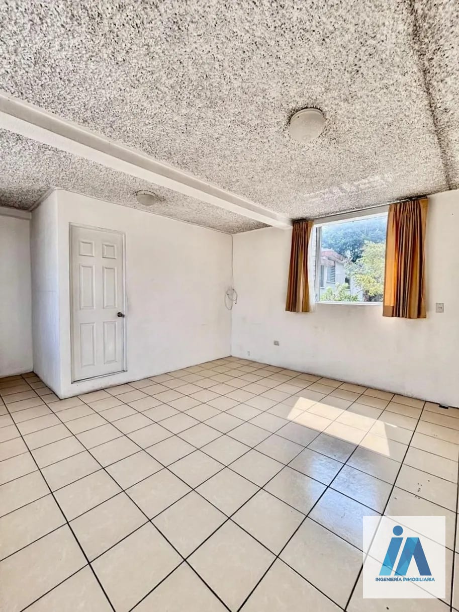 CASA EN ALQUILER PARA OFICINA📍 Avenida Petapa z.12 Por Centro Comercial Petapa — Casa en Alquiler en Zona 12, Guatemala, Ciudad — foto 10 de 13