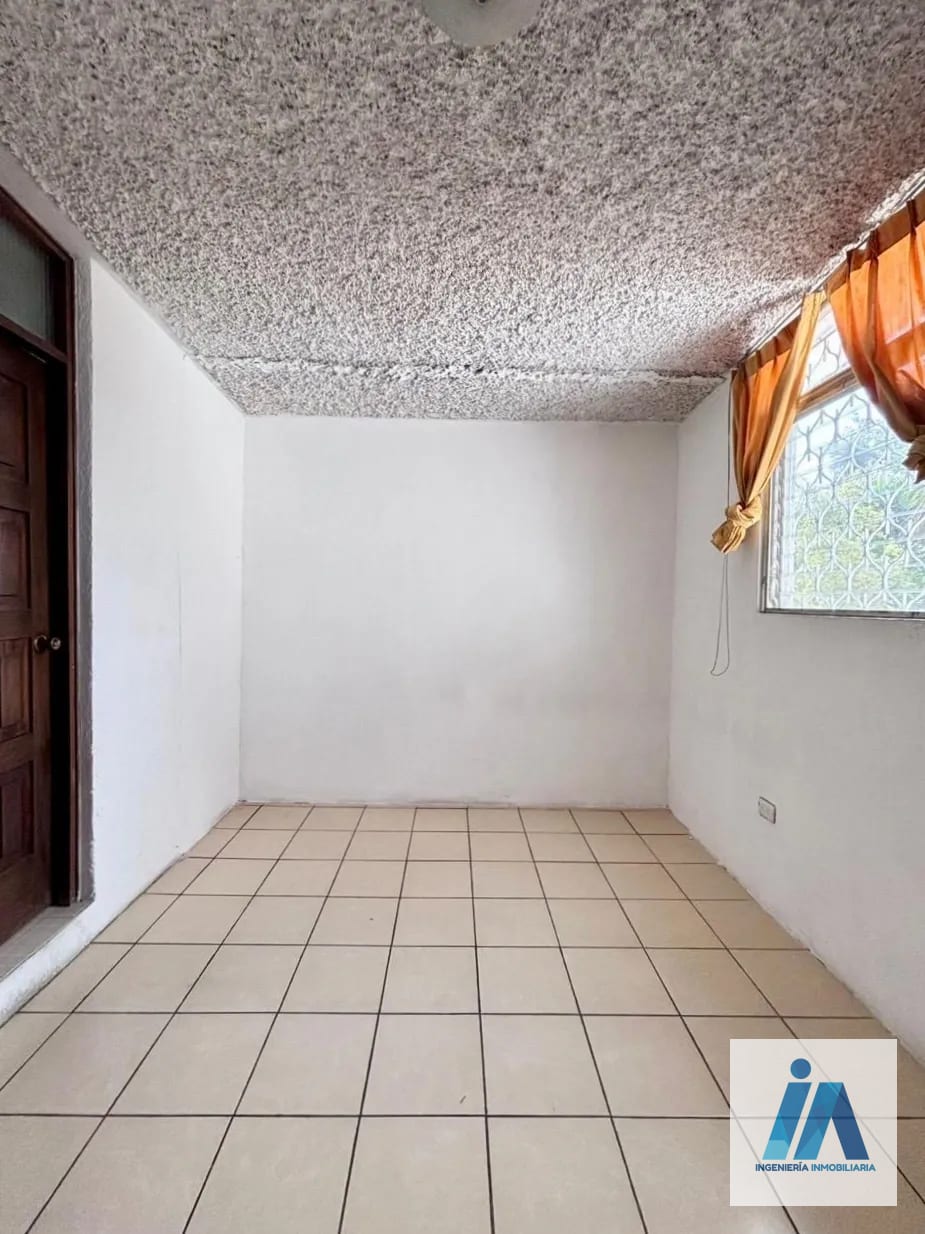 CASA EN ALQUILER PARA OFICINA📍 Avenida Petapa z.12 Por Centro Comercial Petapa — Casa en Alquiler en Zona 12, Guatemala, Ciudad — foto 12 de 13