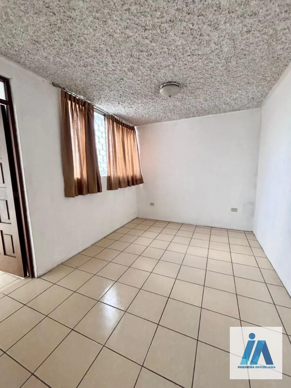 CASA EN ALQUILER PARA OFICINA📍 Avenida Petapa z.12 Por Centro Comercial Petapa — Casa en Alquiler en Zona 12, Guatemala, Ciudad — foto 13 de 13